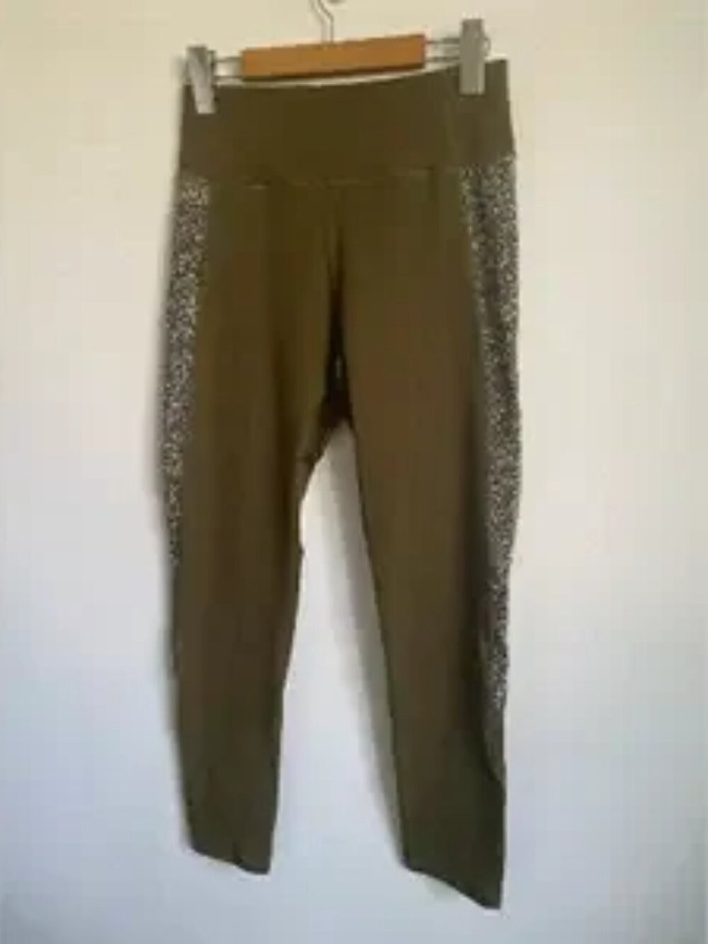 ZYIA Active Spandex 7/8 Leggings • Olive Army Green Speckled Striped
